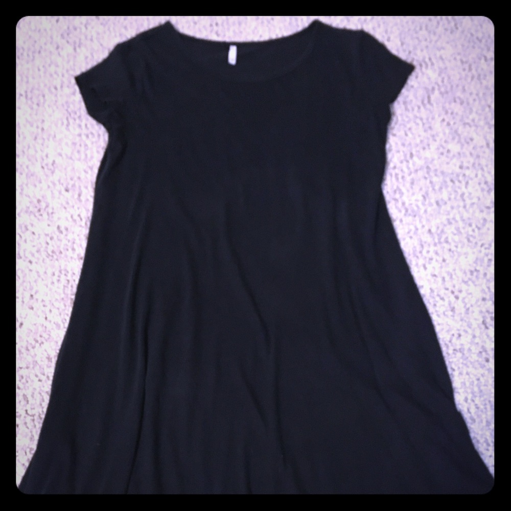 Black T shirt dress